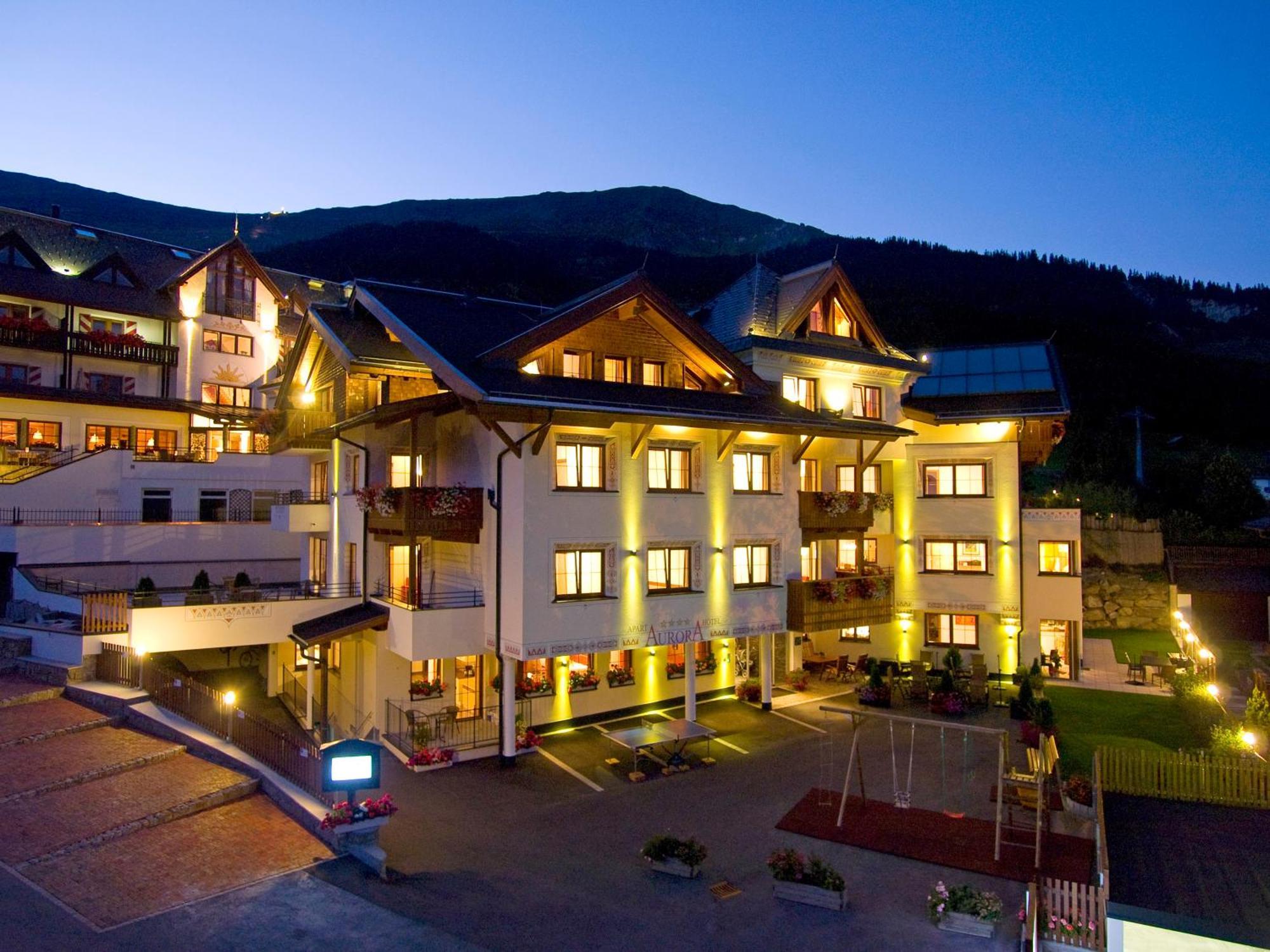 Apart-Hotel Aurora Фис Екстериор снимка