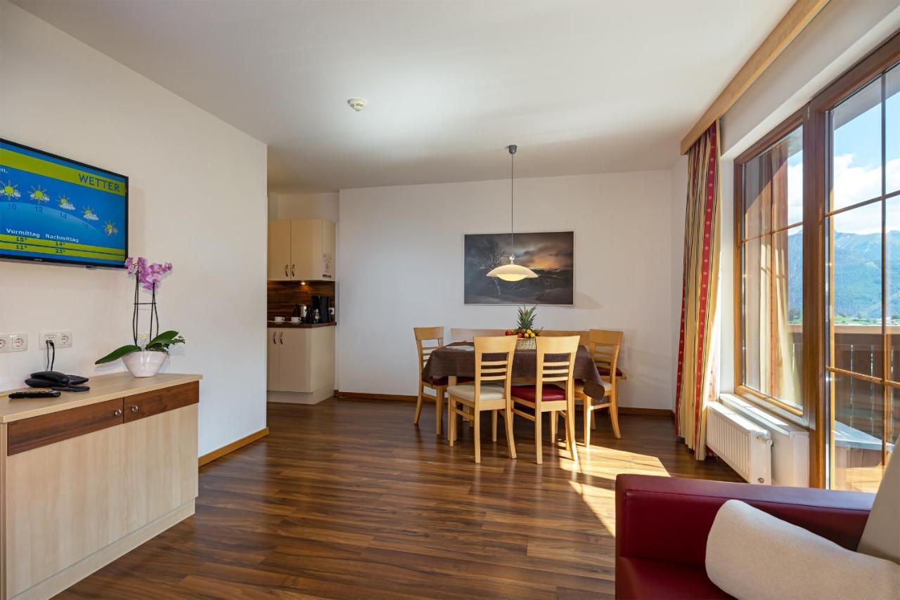 Apart-Hotel Aurora Фис Екстериор снимка