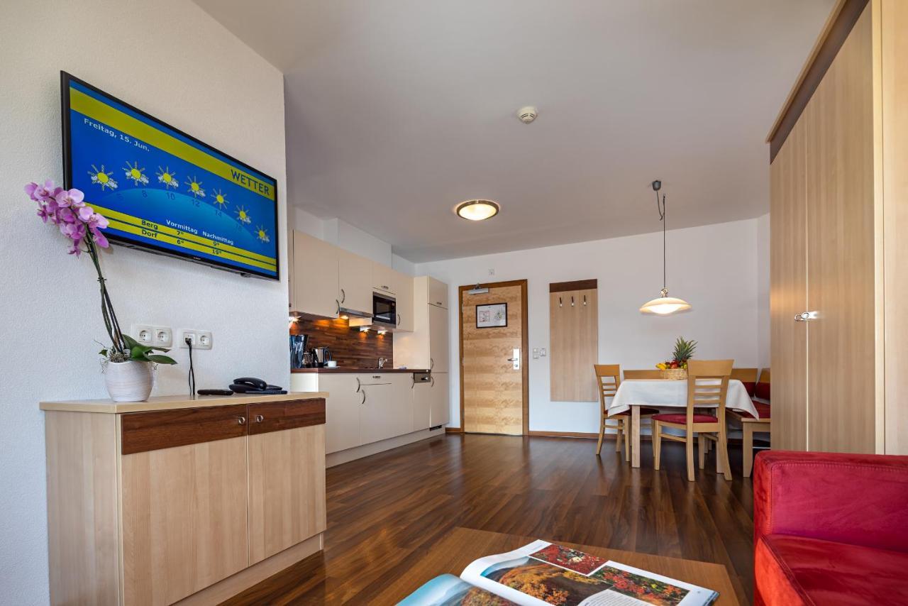 Apart-Hotel Aurora Фис Екстериор снимка