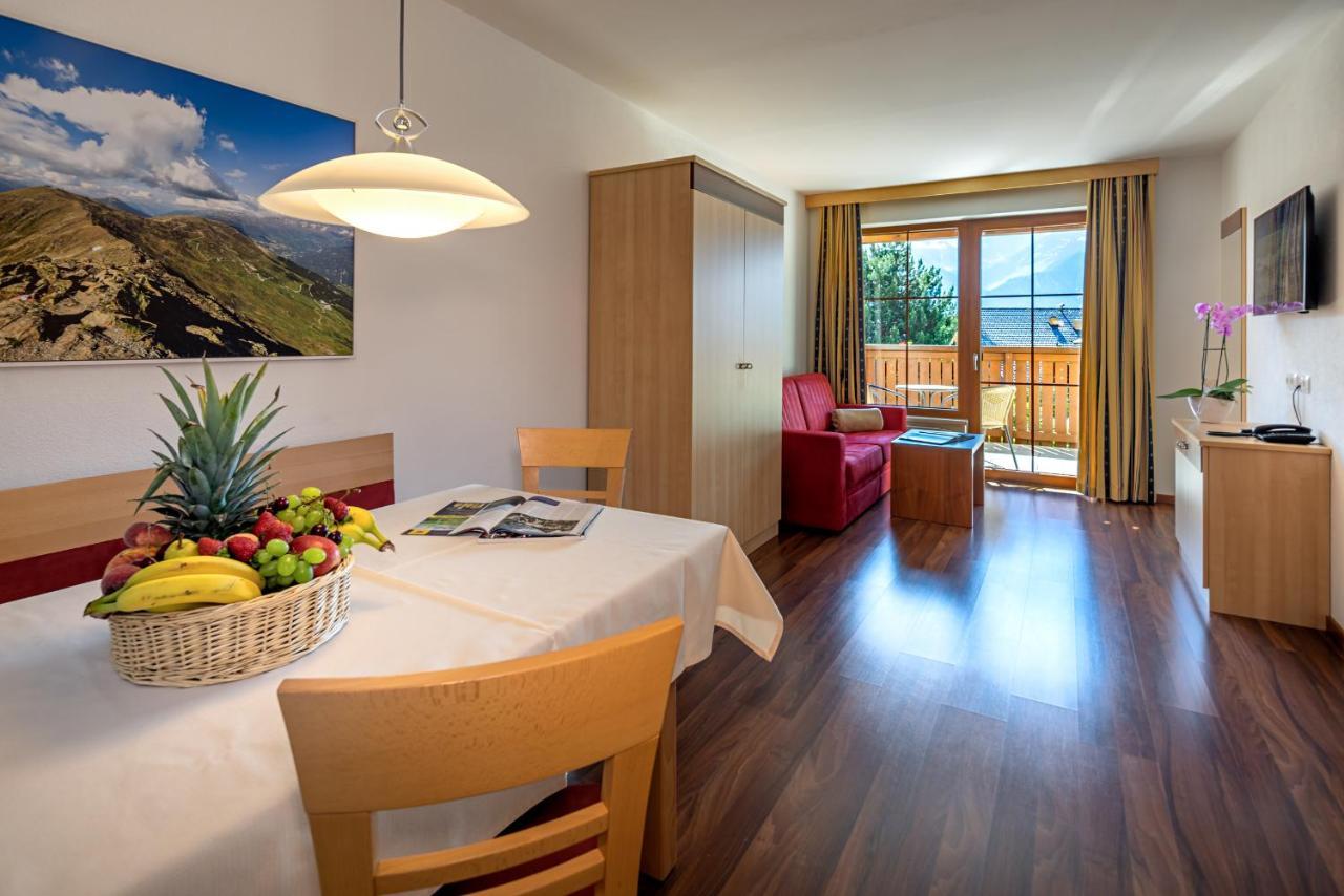 Apart-Hotel Aurora Фис Екстериор снимка